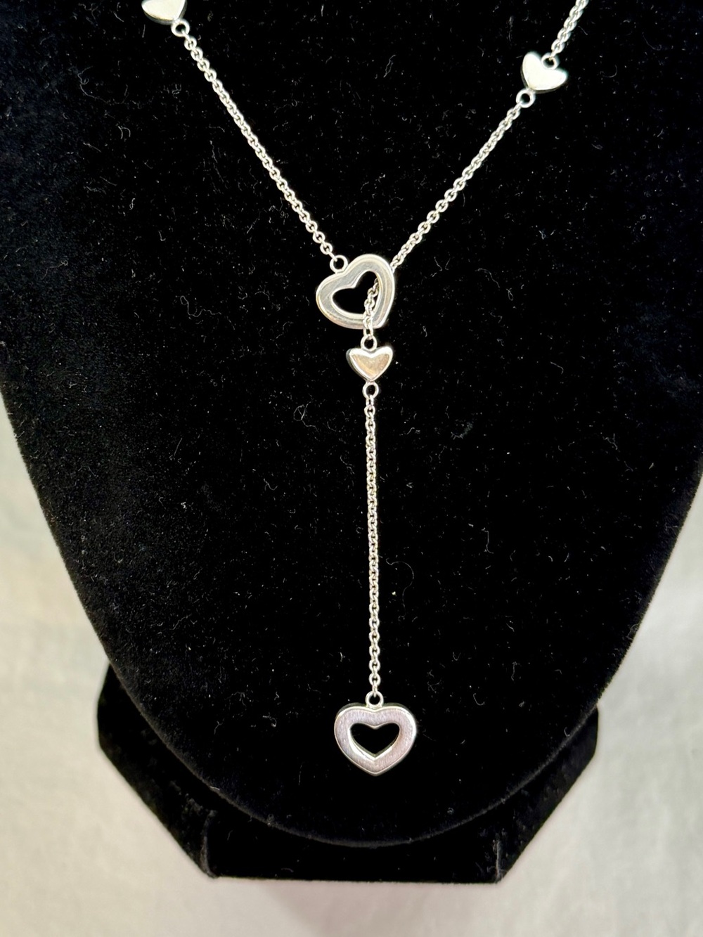 TIFFANY & CO. Sterling Silver Solid Open Mini Hearts Link Lariat Necklace w/ COA - Picture 5 of 13